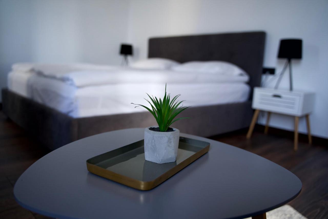 Style Hotel Ungheni Екстер'єр фото